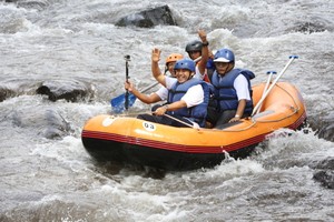 Kenalkan Arung Jeram, Banyuwangi Gelar Festival Karo Rafting & Tubing