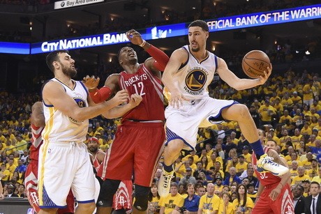 Warriors Mengawali Playoff dengan Kemenangan