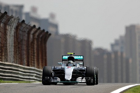 Rosberg Menang Lagi, Rio Finis ke-21