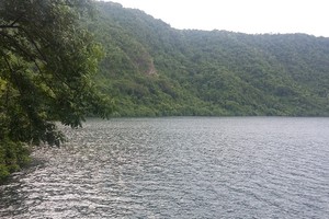Sudah Tahu, Dompu di NTB Punya Danau Seindah Ini