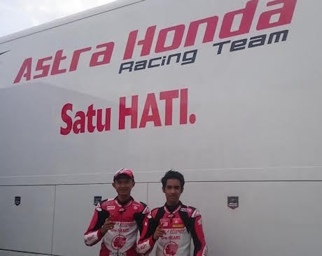 Filosofi Man and Machine dalam Balapan Dimas Ekky dan Andi Gilang