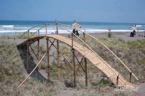 Bukan Di Gunungkidul Pantai Baru Ini Ada Di Dekat Parangtritis