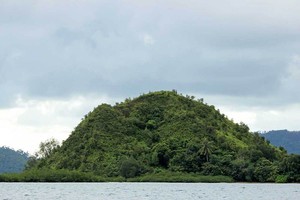 Pulau Setan di Mandeh, Sumatera Barat