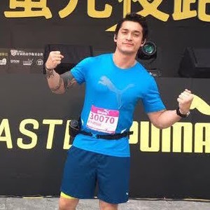 Kiat Miller Khan Lewati Tantangan Lari 14K