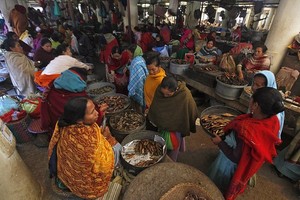 Blusukan ke Pasar Unik India, 4.000 Pedagangnya Wanita Semua