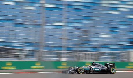 Hamilton Kuasai Sesi Ketiga, Rio di Atas Pascal