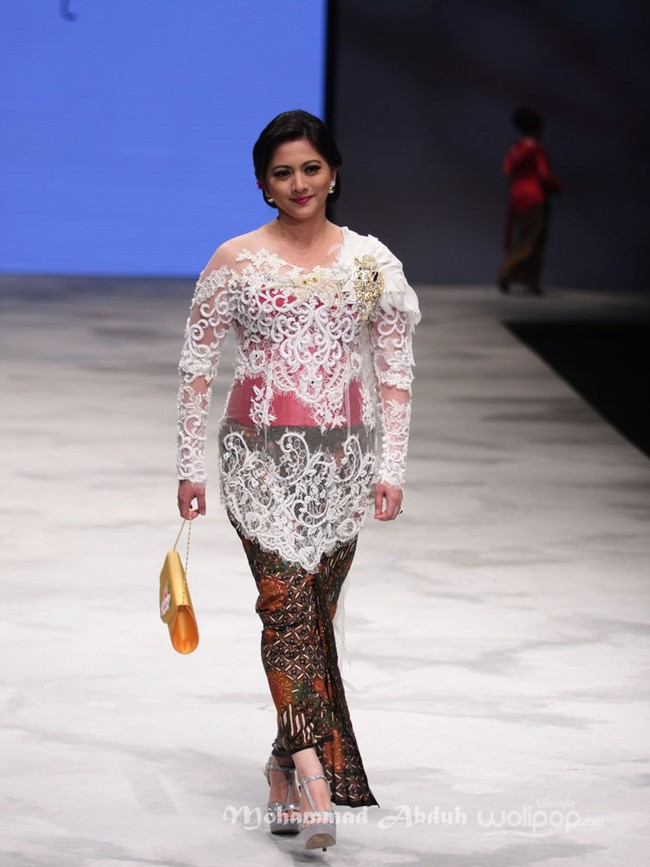 Generasi by Astri Welas. Indonesia Fashion Week 2016 at Jakarta Convention Center. Senayan. Jakarta. [Foto: Mohammad Abduh/Wolipop]