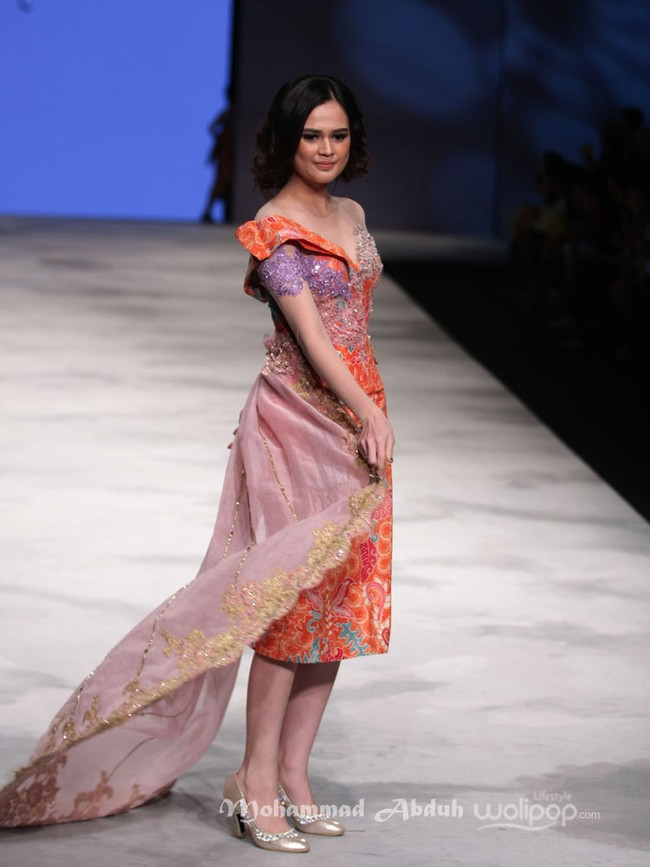 Generasi by Astri Welas. Indonesia Fashion Week 2016 at Jakarta Convention Center. Senayan. Jakarta. [Foto: Mohammad Abduh/Wolipop]