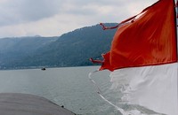 Penyeberangan dari Tigaras menuju Toledo Inn di Tuktuk, Pulau Samosir, memakan waktu 50 menit sampai 1 jam.
