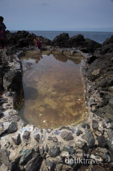 Pantai di Aceh Ini Punya Jejak Kaki Raksasa