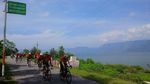 Kelilingi Indahnya Pulau Samosir dengan Sepeda