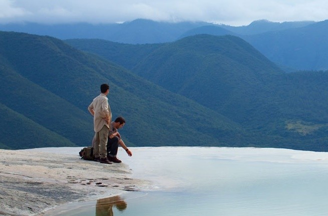 Meksiko Punya Kolam Infinity Pool Alami yang Keren!