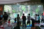Wisata Kuliner Ditemani Harimau Putih di Prigen, Berani?