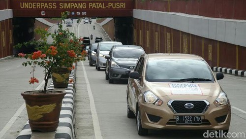 Ingat, Mobil LCGC Pakai Premium dan Rusak, Garansi Gugur!