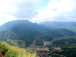 Pemandangan Hijau dari Puncak Gunung Batu, Jonggol