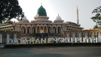 Astaka ini merupakan arena utama tempat kegiatan Musabaqah Tilawatil Quran (MTQ) Nasional Ke-25 diselenggarakan tahun 2014 silam. Letaknya sangat strategis, berada tepat di tengah Alun-alun Dataran Engku Putri, Batam Centre (Wahyu/detikTravel)
