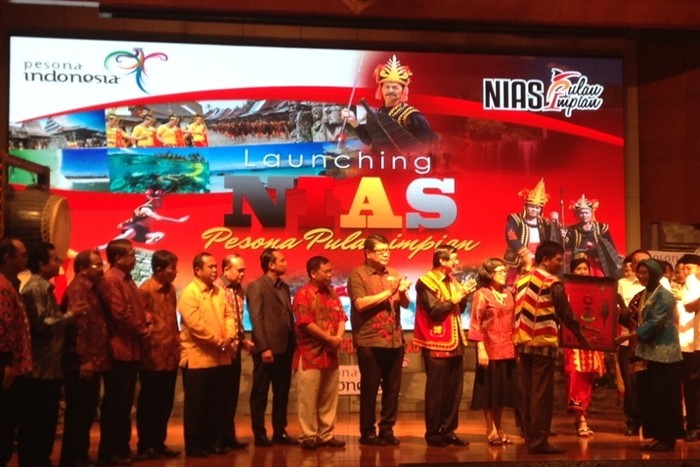 Kepulauan Nias: Mutiara yang Terpendam