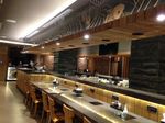 Oishii! Ada Aneka Sushi dan Sashimi di Dekat Pelabuhan Ikan