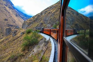 Jalur Kereta Hidung Setan di Ekuador