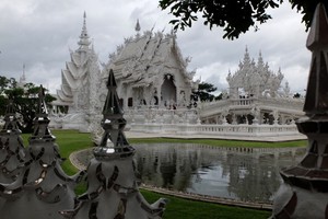 Kuil Putih di Thailand, Gambaran Surga dan Neraka