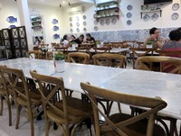 Restoran Bunga Pepaya yang berada di daerah Cikini ini bisa jadi pilihan Anda untuk menikmati masakan Manado enak.