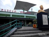 Sepenggal Kisah Gerbong Maut Di Museum Brawijaya, Malang