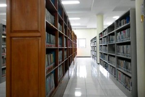 Wisata Edukasi Sambil Liburan Sekolah di Perpustakaan Malang