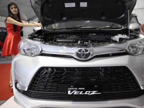 Auto2000 Jual 86.100 Mobil Toyota di Semester Pertama