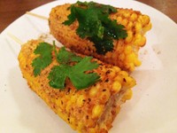 Publik Markette menawarkan sajian India dalam promo Bolly Food tanggal 18 Juli - 7 Agustus 2016. Sajian India diracik chef tamu internasional, Sanjay Biswas. Salah satunya Bengali Corn, jagung bakar wangi yang diberi baluran bumbu rempah kuat.