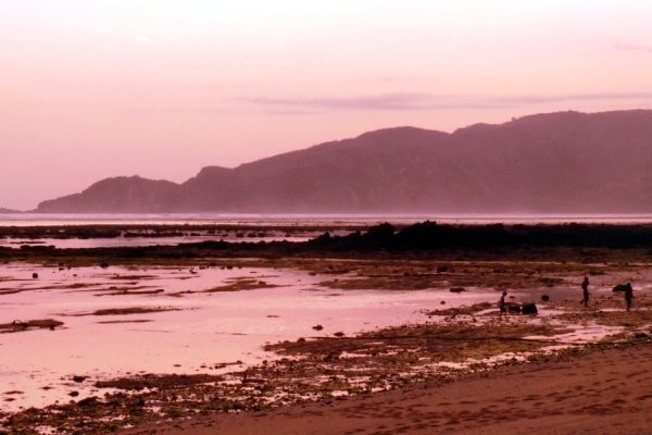 Kecantikan Putri Mandalika Tercermin dari Pantai Seger di 