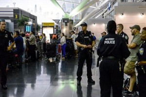 Heboh Nonton Olimpiade, Tepuk Tangan Penumpang Dikira Tembakan di Bandara AS
