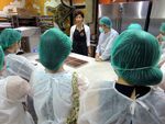 Serunya Mengintip Pengolahan Biji Cokelat hingga Belajar Membuat Dessert Cokelat Enak