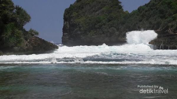 Begini Asyiknya Liburan Malang Selatan