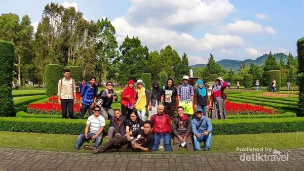 Yang Hijau Dan Adem Di Cianjur Taman Bunga Nusantara