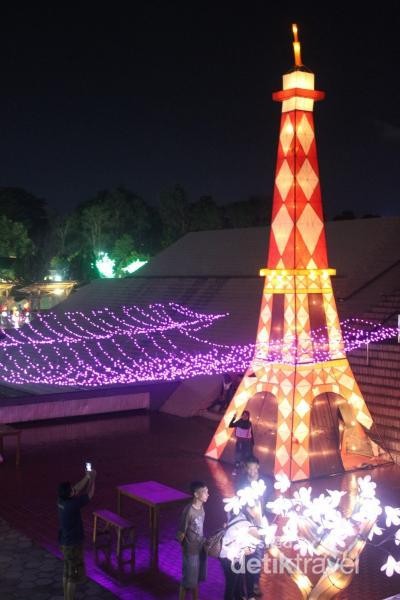 Long Weekend Romantis Di Taman Pelangi Yogyakarta