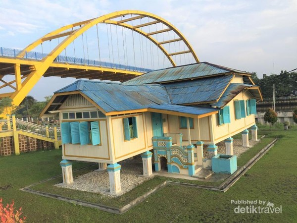 Rumah Cantik di Tepi Sungai Siak Pekanbaru, Punya Siapa Ini?