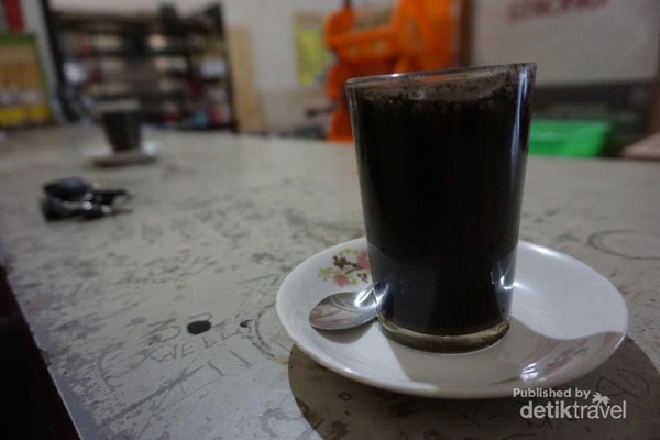 92+ Gambar Secangkir Kopi Dan Rokok HD 92+ Gambar Secangkir Kopi Dan Rokok HD