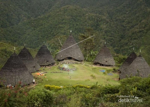 750 Gambar Rumah Adat Mbaru Niang HD Terbaik