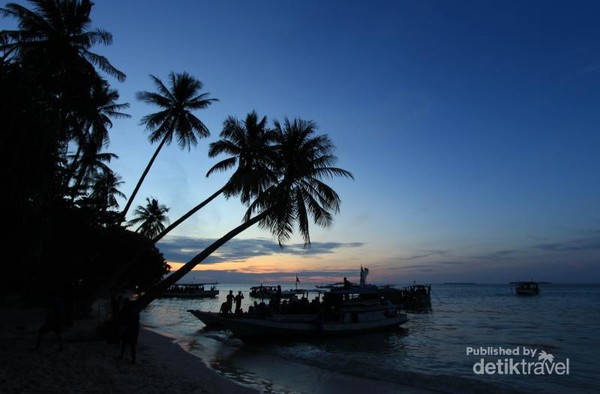 Ini Lho Spot Terbaik Menikmati Senja di Karimunjawa