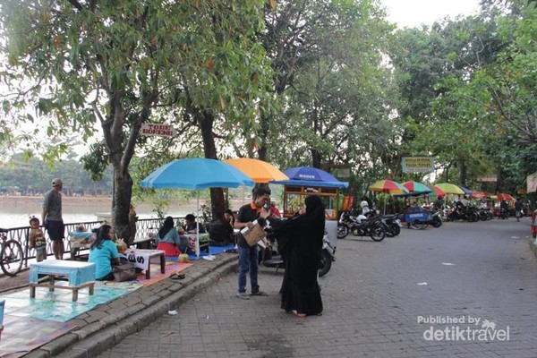 Berburu Kuliner Khas Betawi di Setu Babakan