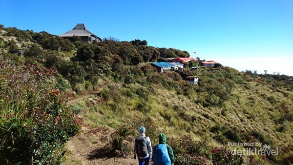 Foto Indah Nian Gunung  Lawu 