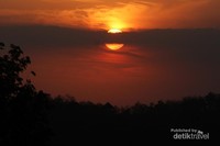 Sunset instagramable di Candi Barong Sunset instagramable di Candi Barong