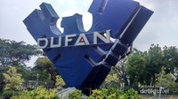Dufan defender, cocok untuk berfoto dengan buah hati anda Dufan defender, cocok untuk berfoto dengan buah hati anda