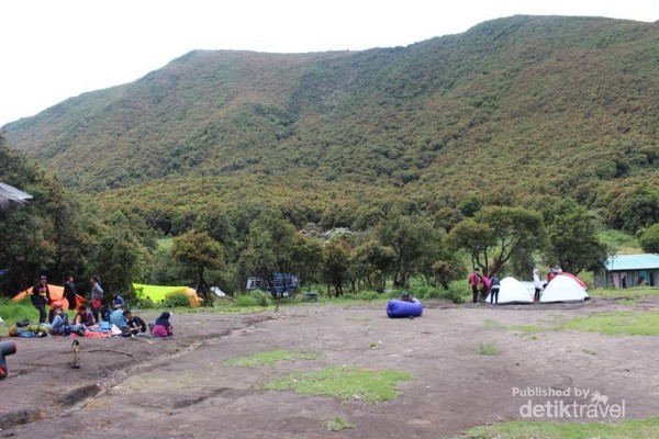 Mumpung Weekend Mendaki Gunung Papandayan Yuk