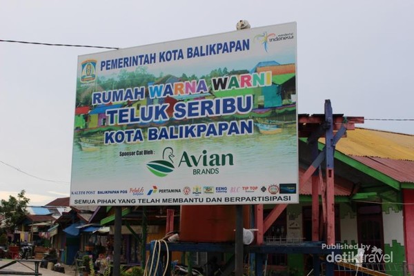 Ada Rumah Warna-warni di Kalimantan