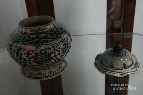  Keramik  Jaman  Old Sampai Jaman  Now  Ada di Museum Ini