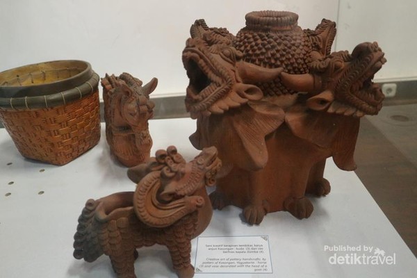  Keramik  Jaman Old Sampai Jaman Now Ada di Museum Ini