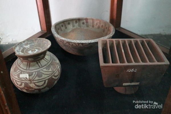  Keramik  Jaman Old Sampai Jaman Now Ada di  Museum Ini