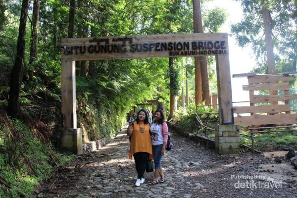 Jembatan Paling Instagenik di Sukabumi, Situ Gunung