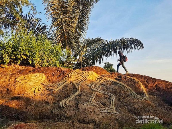 Fosil dinosaurus di Gunung Api Purba Nglanggeran Fosil dinosaurus di Gunung Api Purba Nglanggeran